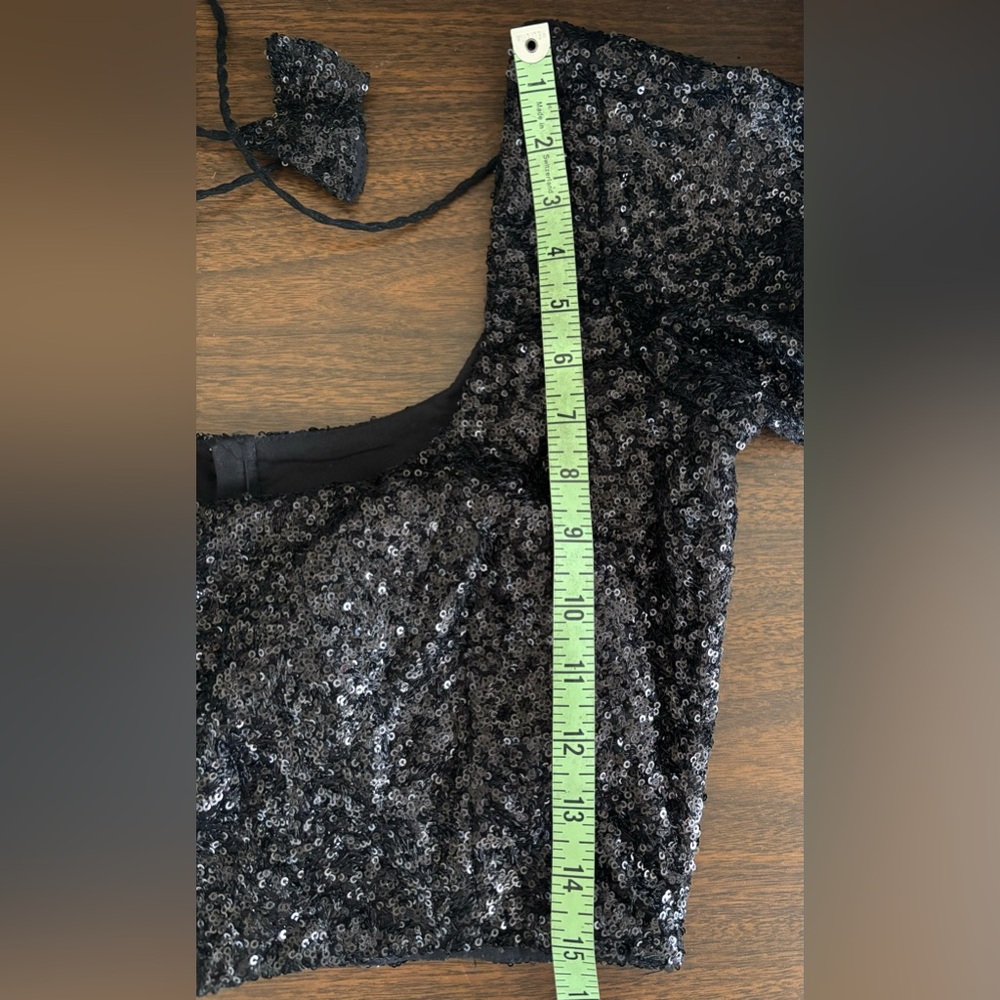 Black Sequin Lehenga - Picture 5 of 14